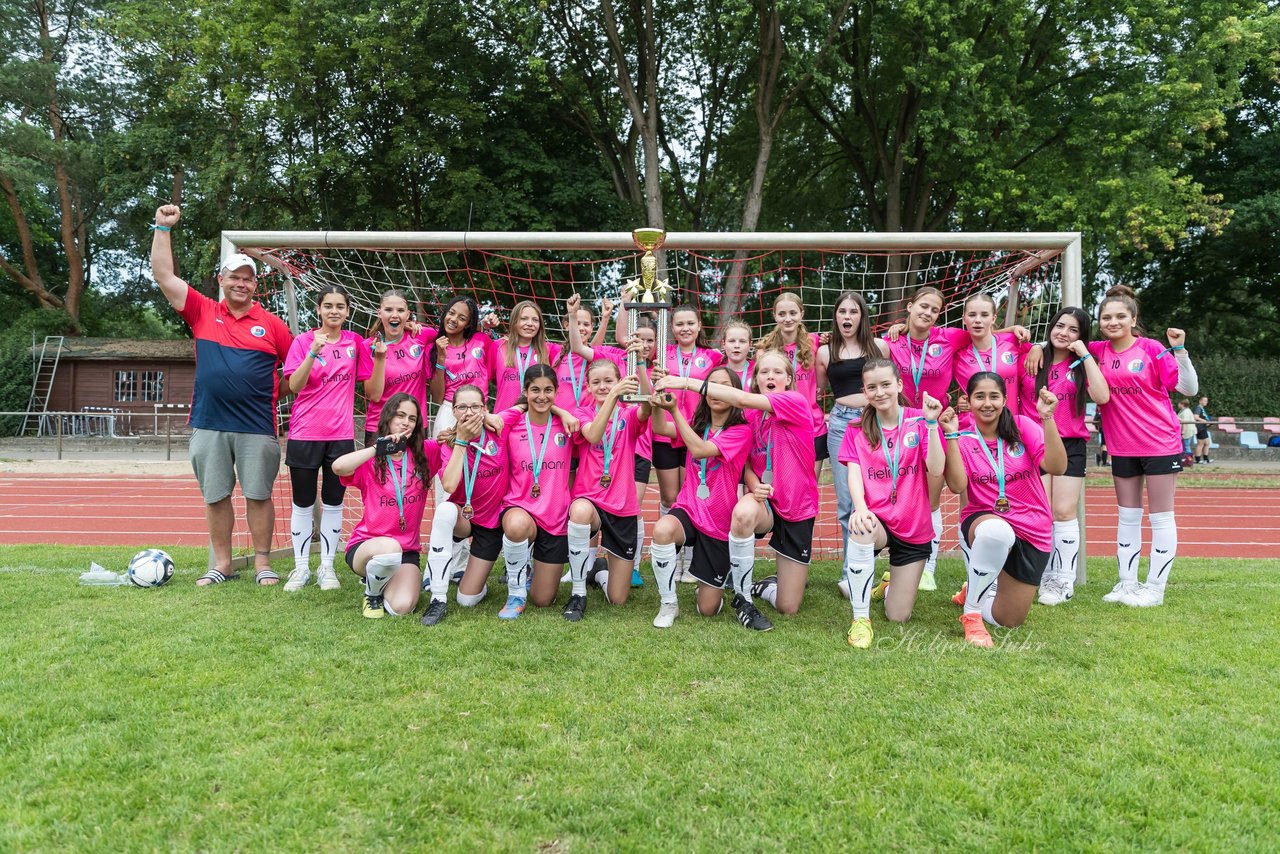 Bild 258 - Loewinnen Cup